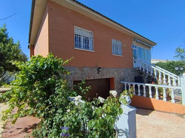 Casa-chalet en Alquiler en C. Osa Mayor en Las Ventas de Retamosa