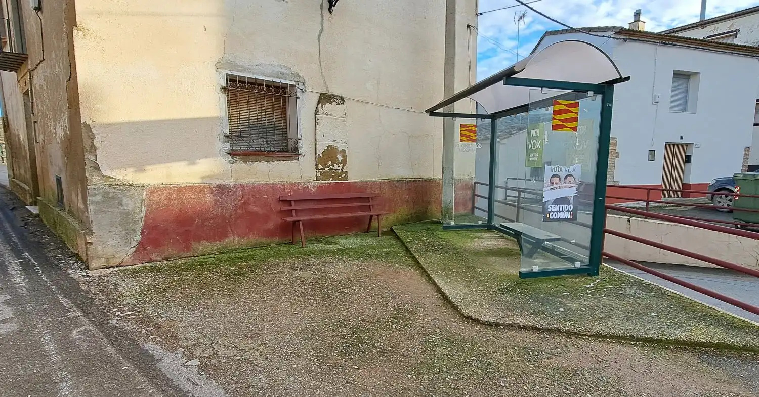 Casa o chalet en venta en Pertusa con Calefacción, Trastero y Piscina comunitaria