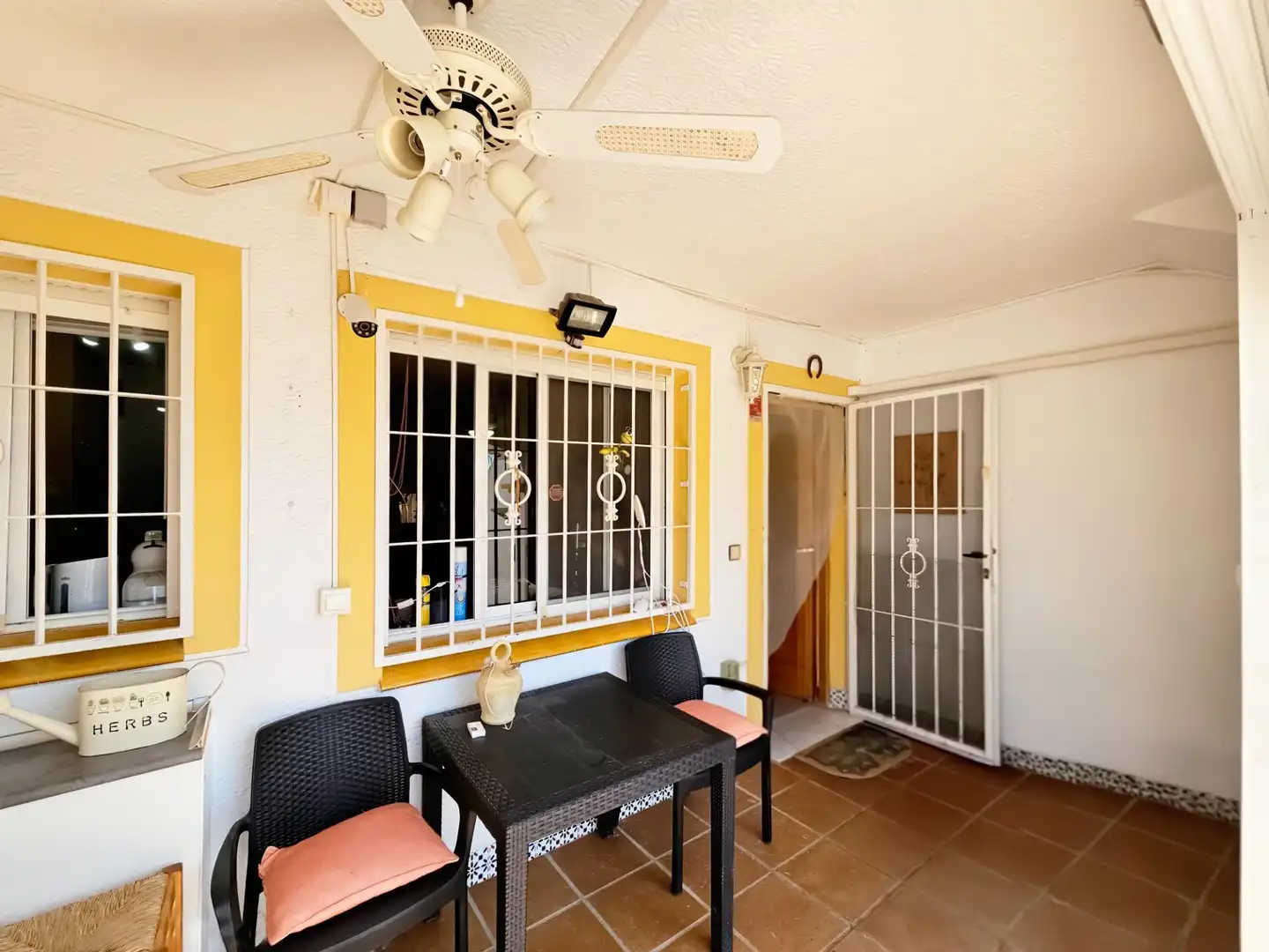 Casa o xalet en venda en Santa Pola amb Aire condicionat, Calefacció i Jardí privat