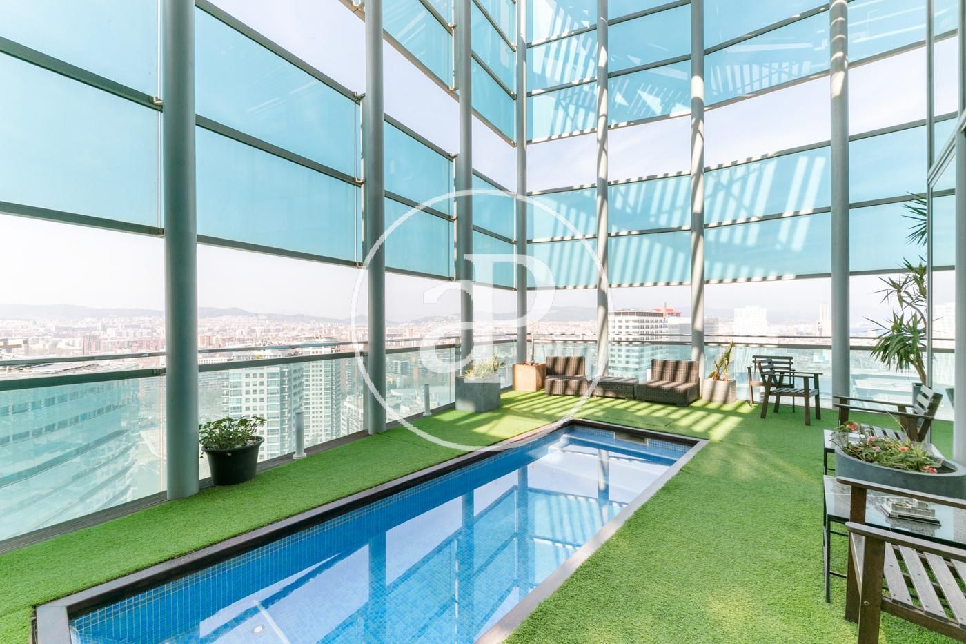 Piscina de Piso de alquiler en  Barcelona Capital con Aire acondicionado, Calefacción y Terraza