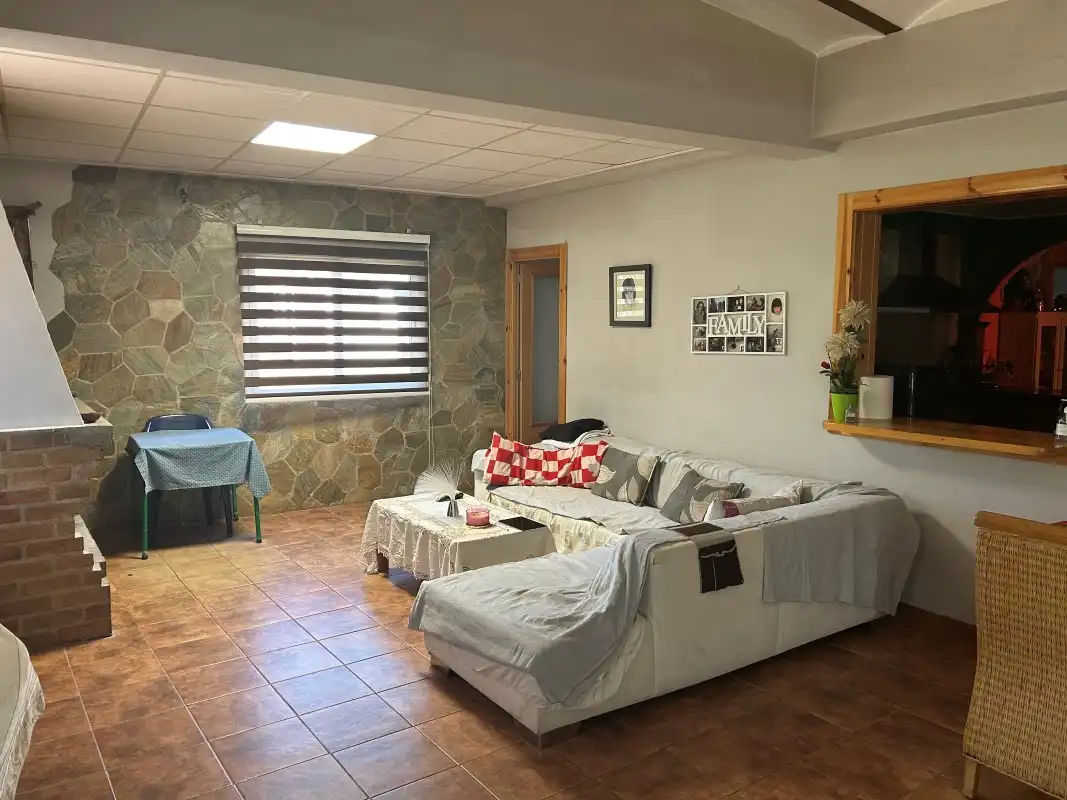 Country homes for sale in Vilallonga / Villalonga  with Furnished