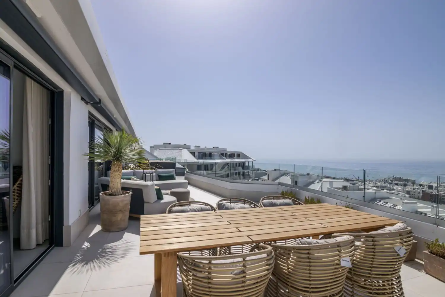 Apartamento con piscina en venta en El Higuerón, imagen 2
