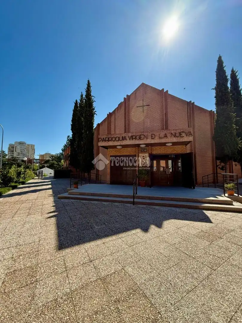 Exterior view of Flat for sale in Madrid  with Air Conditioner, Heating and Storage room