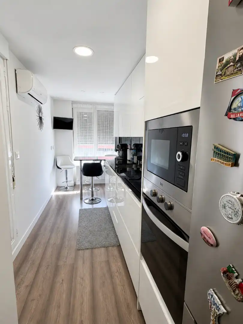 Küche von Wohnung zur Miete in Azuqueca de Henares mit Klimaanlage, Heizung und Ofen