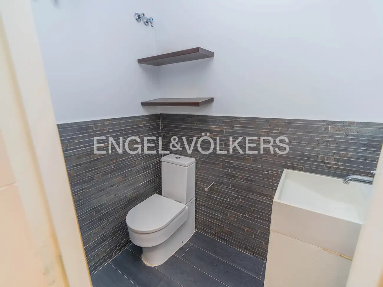 Bathroom of Flat for rent in Alicante / Alacant  with Heating, Terrace and Furnished