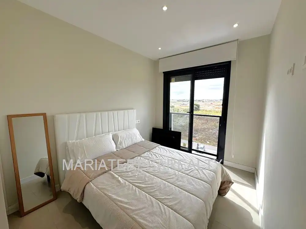 Habitación de Ático en venta en San Pedro del Pinatar con Aire acondicionado, Calefacción y Trastero