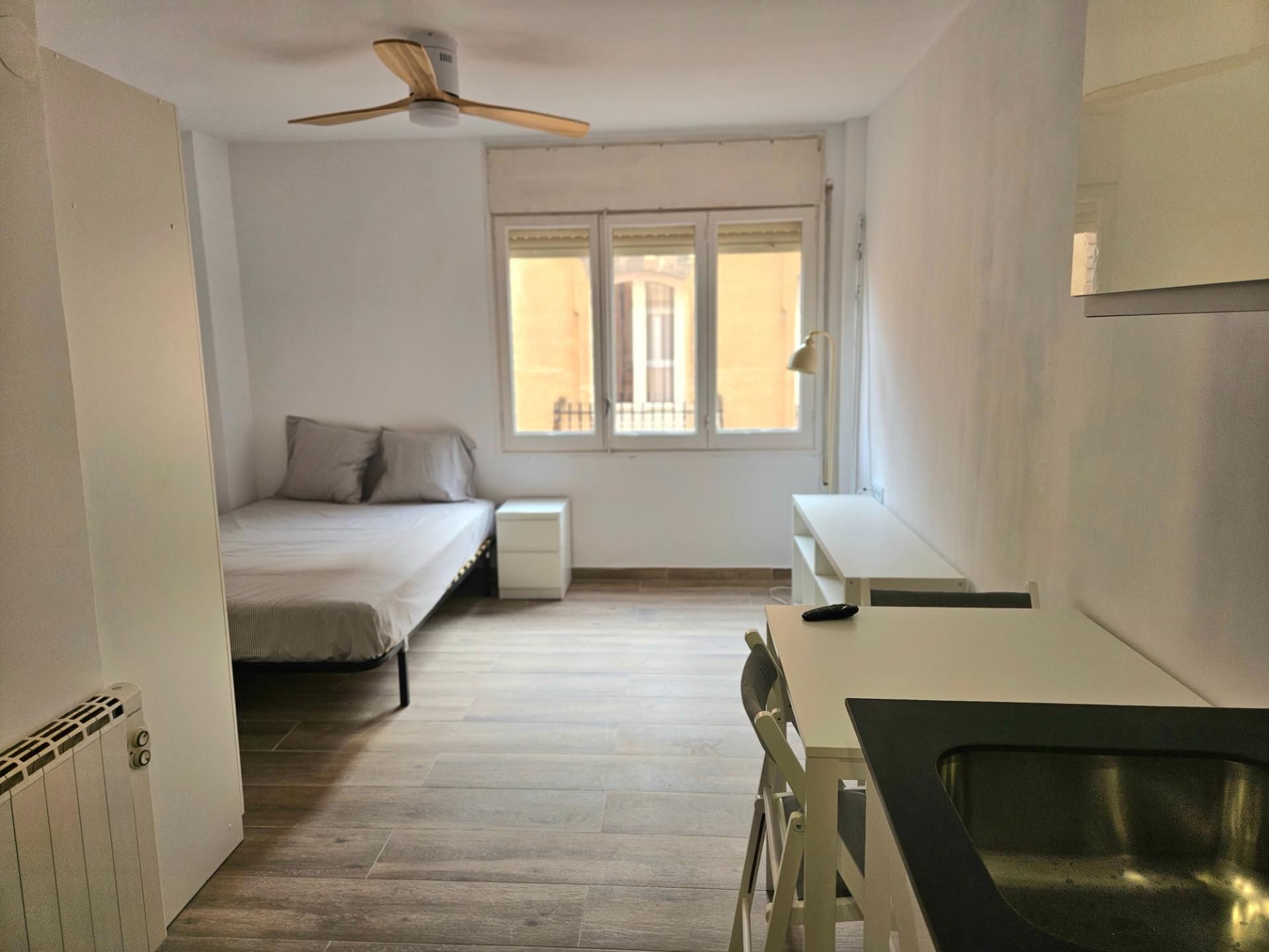 Bedroom of Apartment to rent in  Barcelona Capital