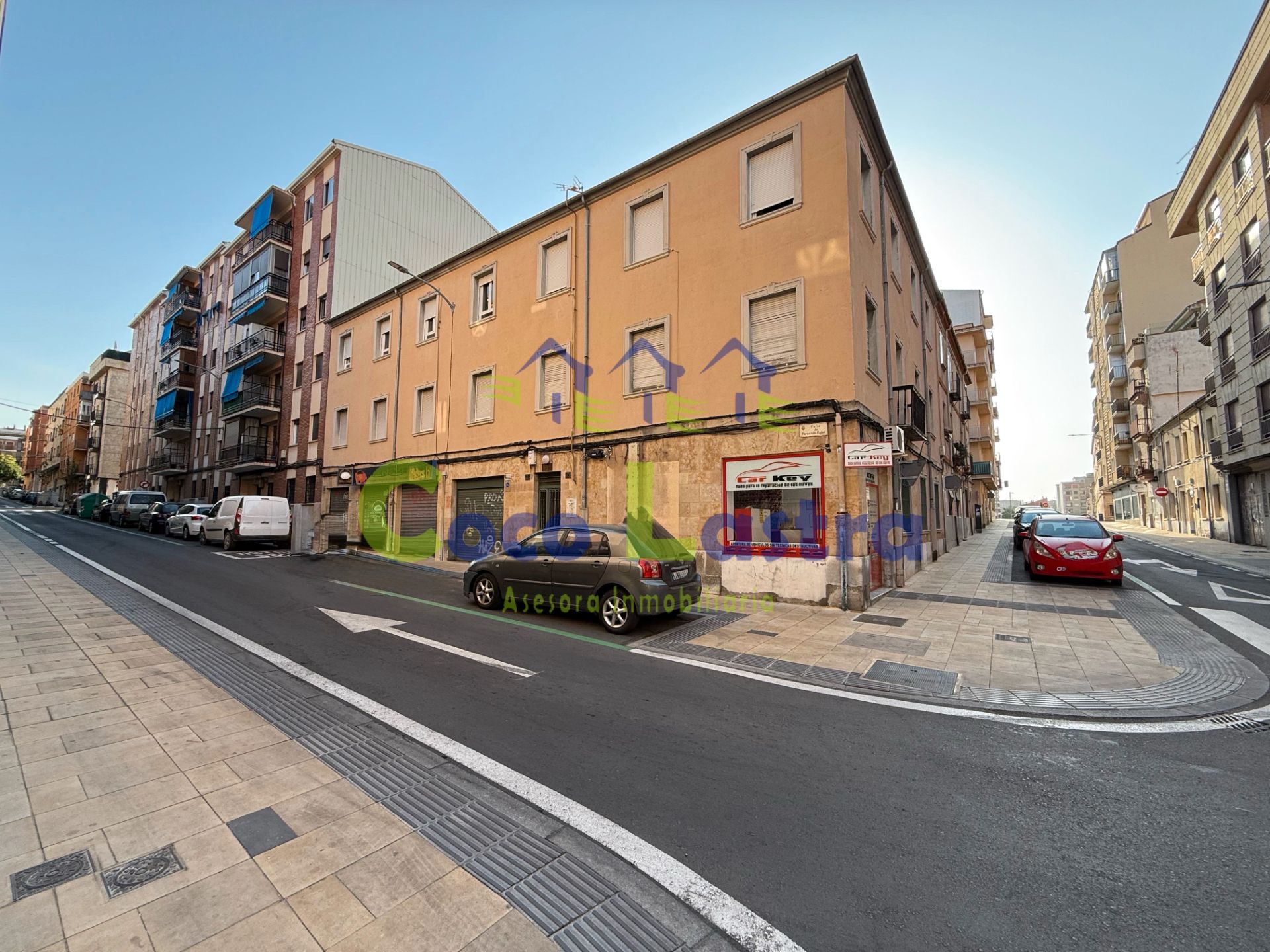 Exterior view of Flat to rent in Salamanca Capital  with Heating, Oven and Washing machine