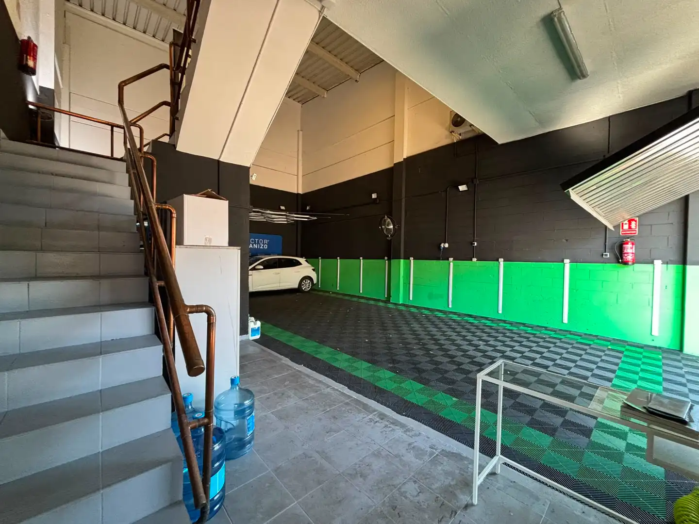 Industrial buildings for rent in Calle Belgrado, 3, Europolis