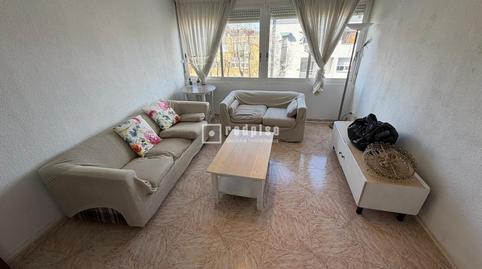 Foto 2 de Piso de alquiler en Doctor Garcia Tapia, Marroquina,  Madrid Capital