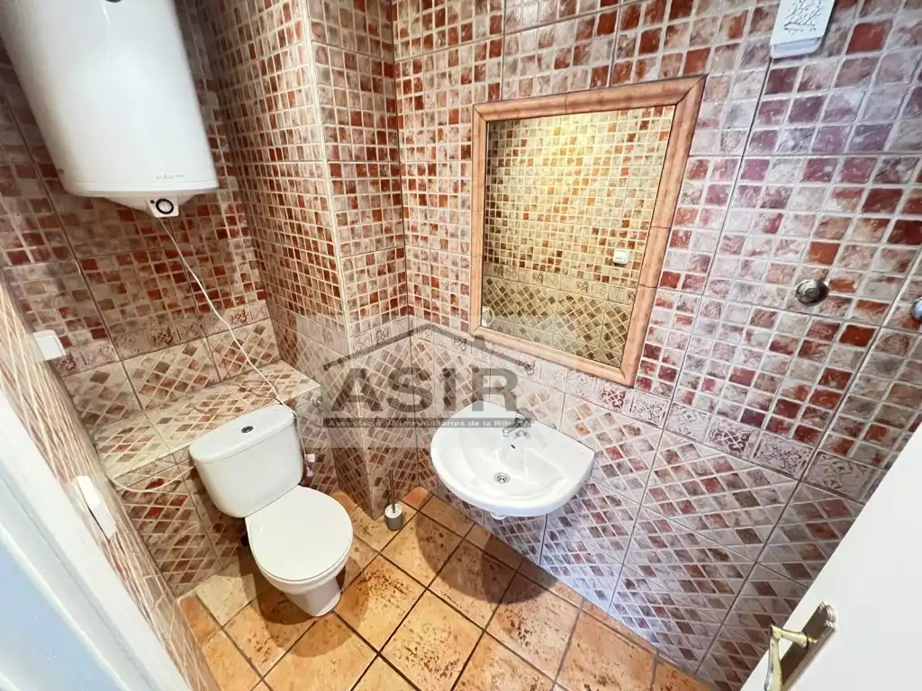 Baño de Local en venta en Algemesí con Aire acondicionado