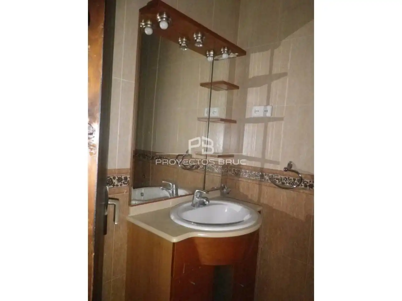 Casa o chalet en venta en Calle Narcis Monturiol, Can Rial