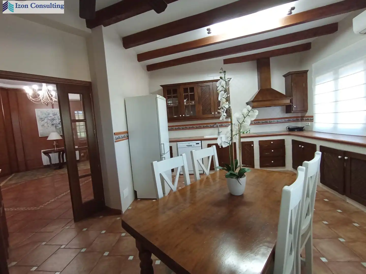 Cuina de Casa o xalet en venda en Villarrobledo amb Aire condicionat, Calefacció i Piscina