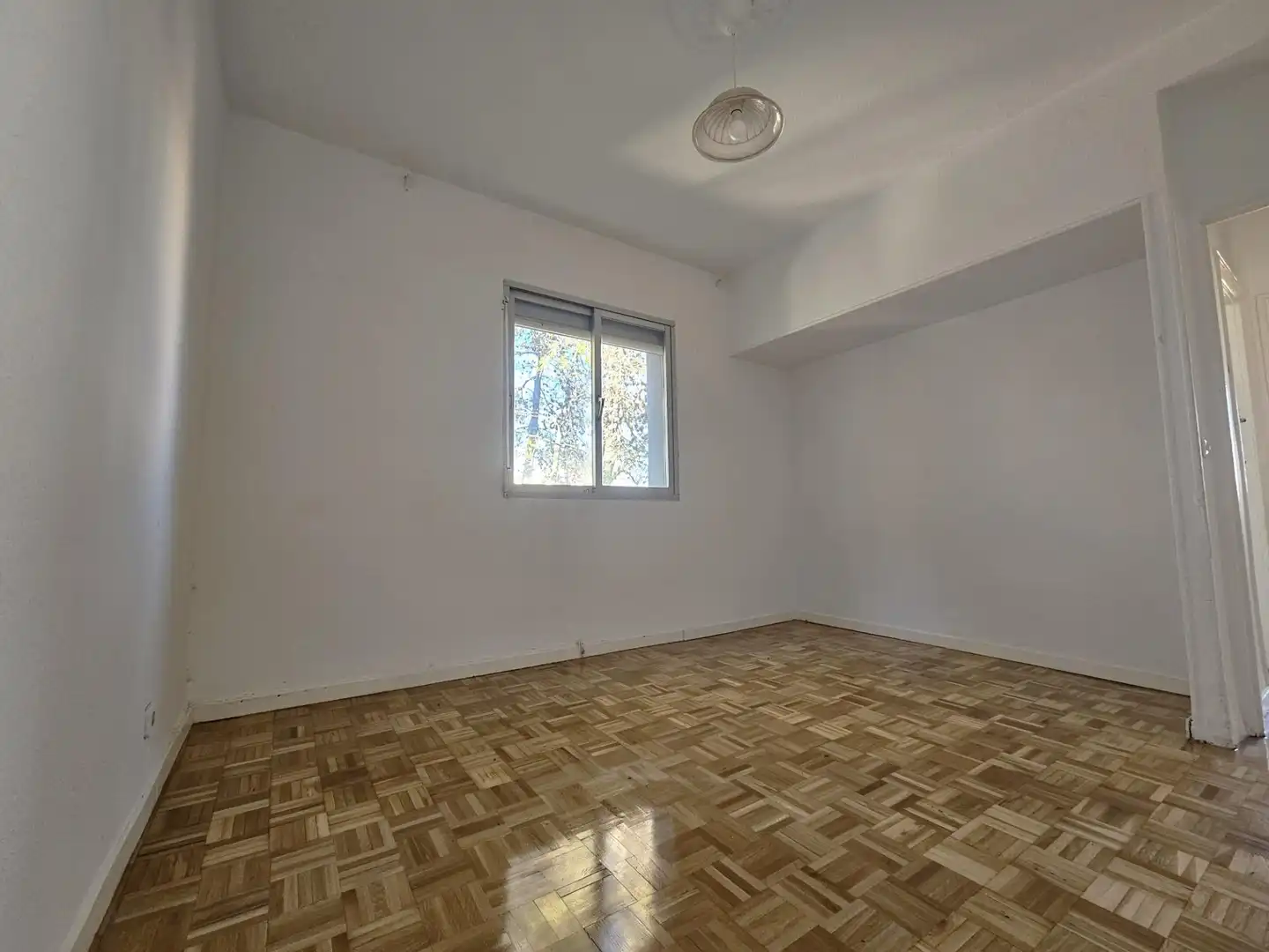 Dormitori de Pis en venda en Madrid amb Parquet