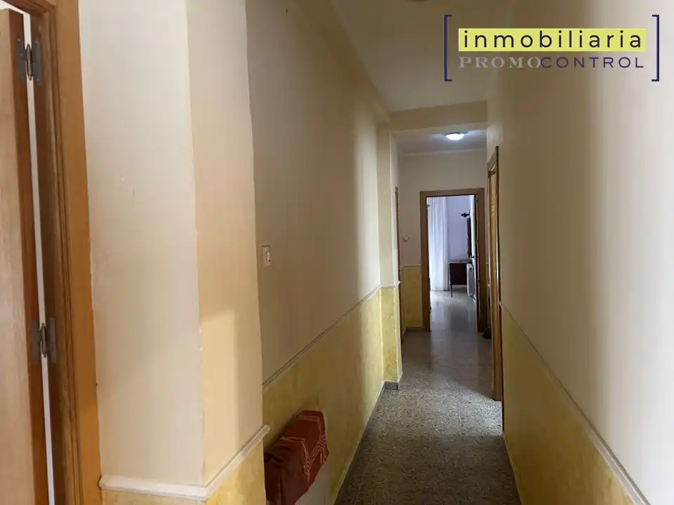 Piso en venta en Zuera con Aire acondicionado, Calefacción y Amueblado