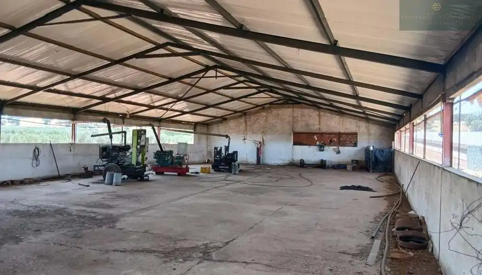 Finca rústica en venta en Cristina
