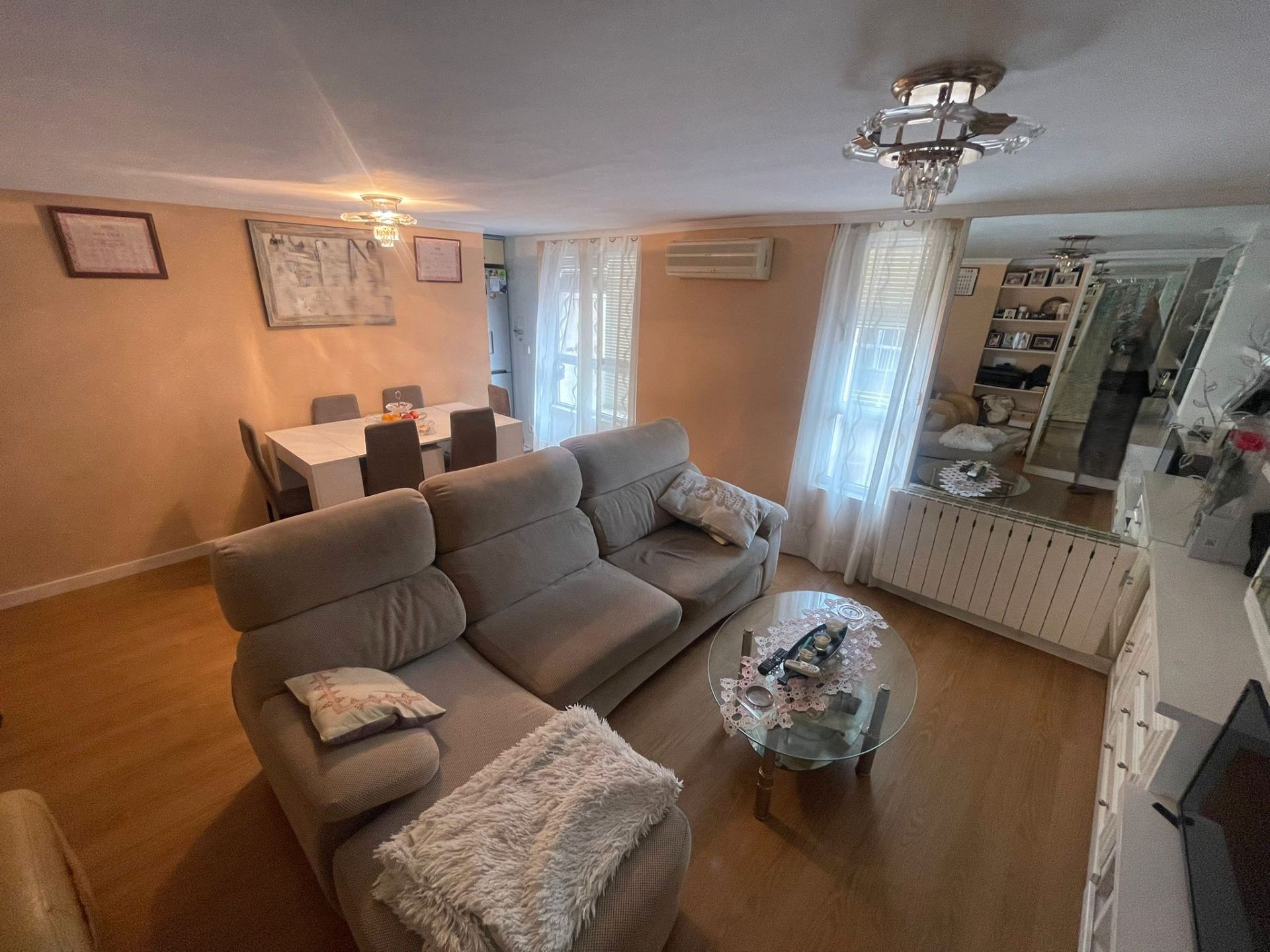 Sala d'estar de Pis en venda en  Madrid Capital amb Aire condicionat i Calefacció