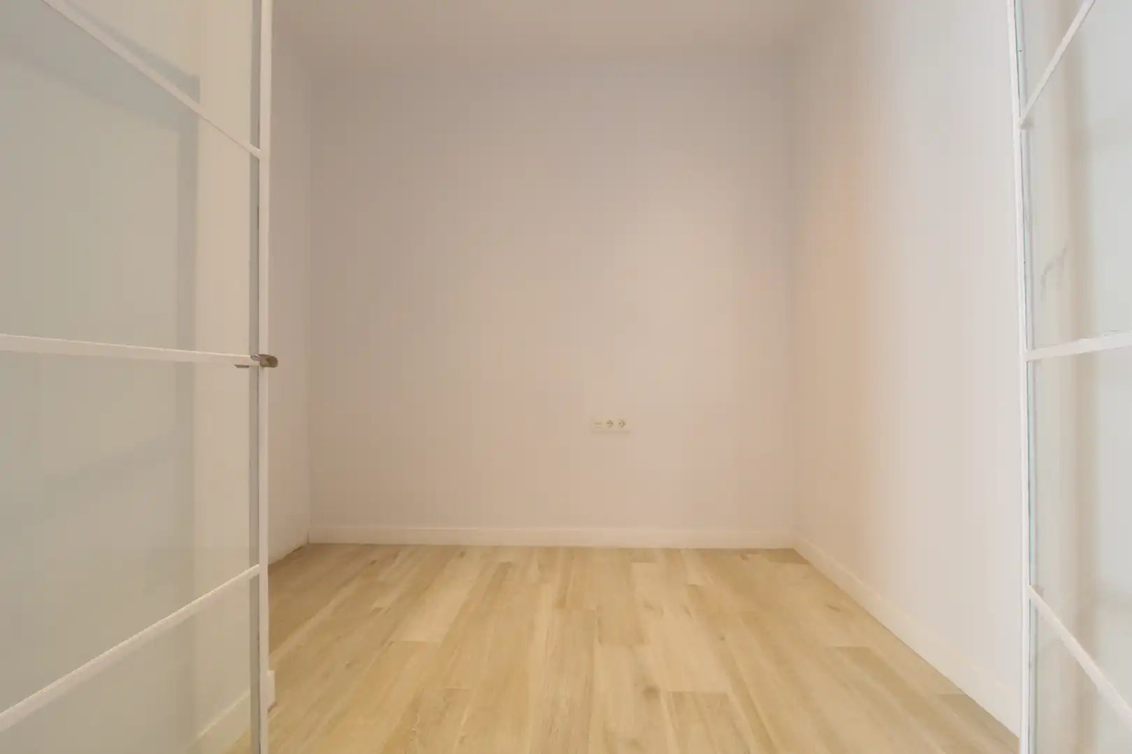 Planta baixa en venda en Barcelona amb Aire condicionat, Calefacció i Forn