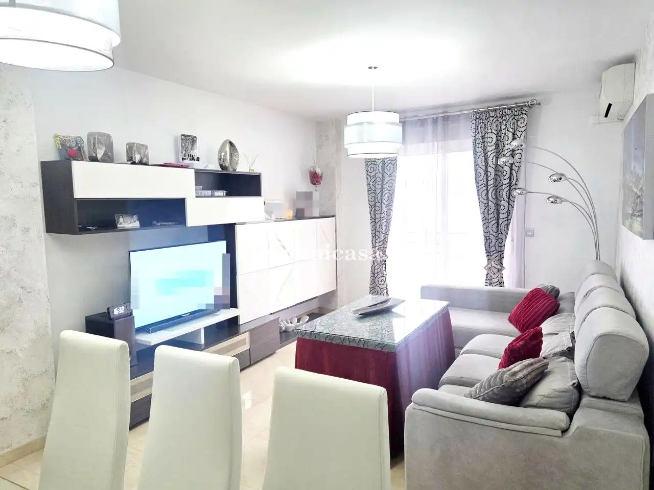 Sala de estar de Piso en venta en Torredelcampo con Aire acondicionado, Trastero y Amueblado