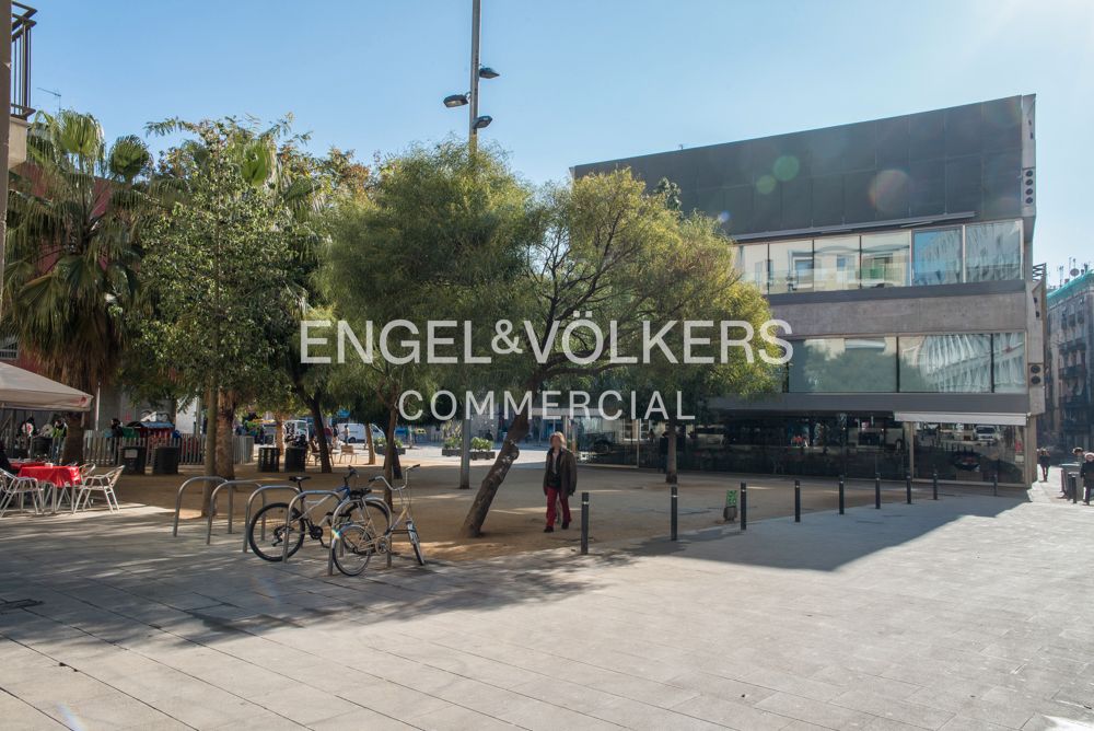Exterior view of Building for sale in  Barcelona Capital
