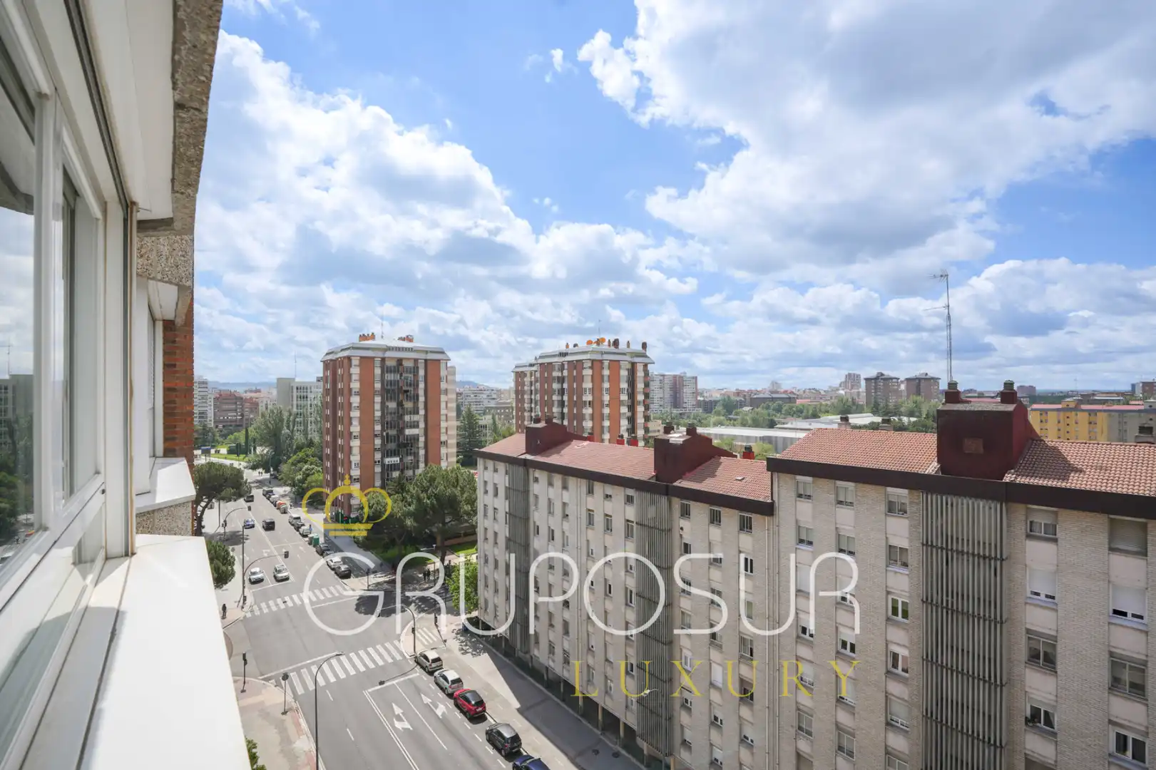 Außenansicht von Wohnung zum Verkauf in Valladolid mit Klimaanlage, Heizung und Parkett