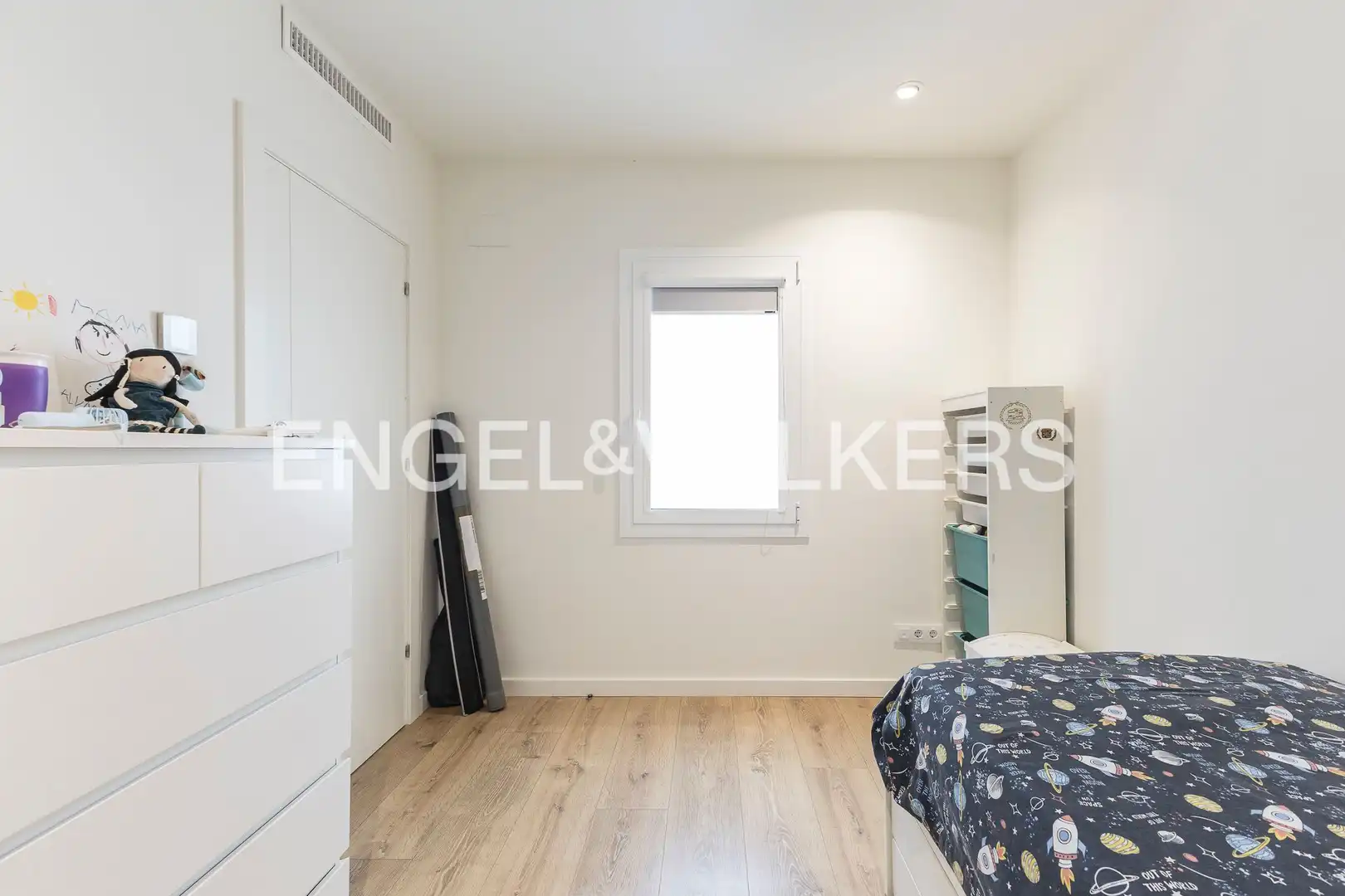 Bedroom of Attic for sale in Barcelona  with Heating