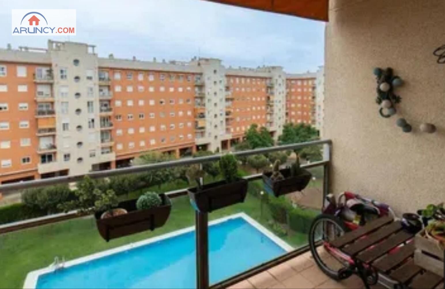 Balcony of Flat for sale in  Sevilla Capital  with Air Conditioner, Heating and Private garden