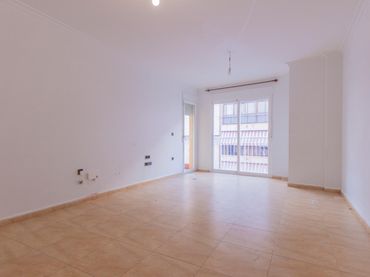 Piso con balcón en venta en S PASCUAL