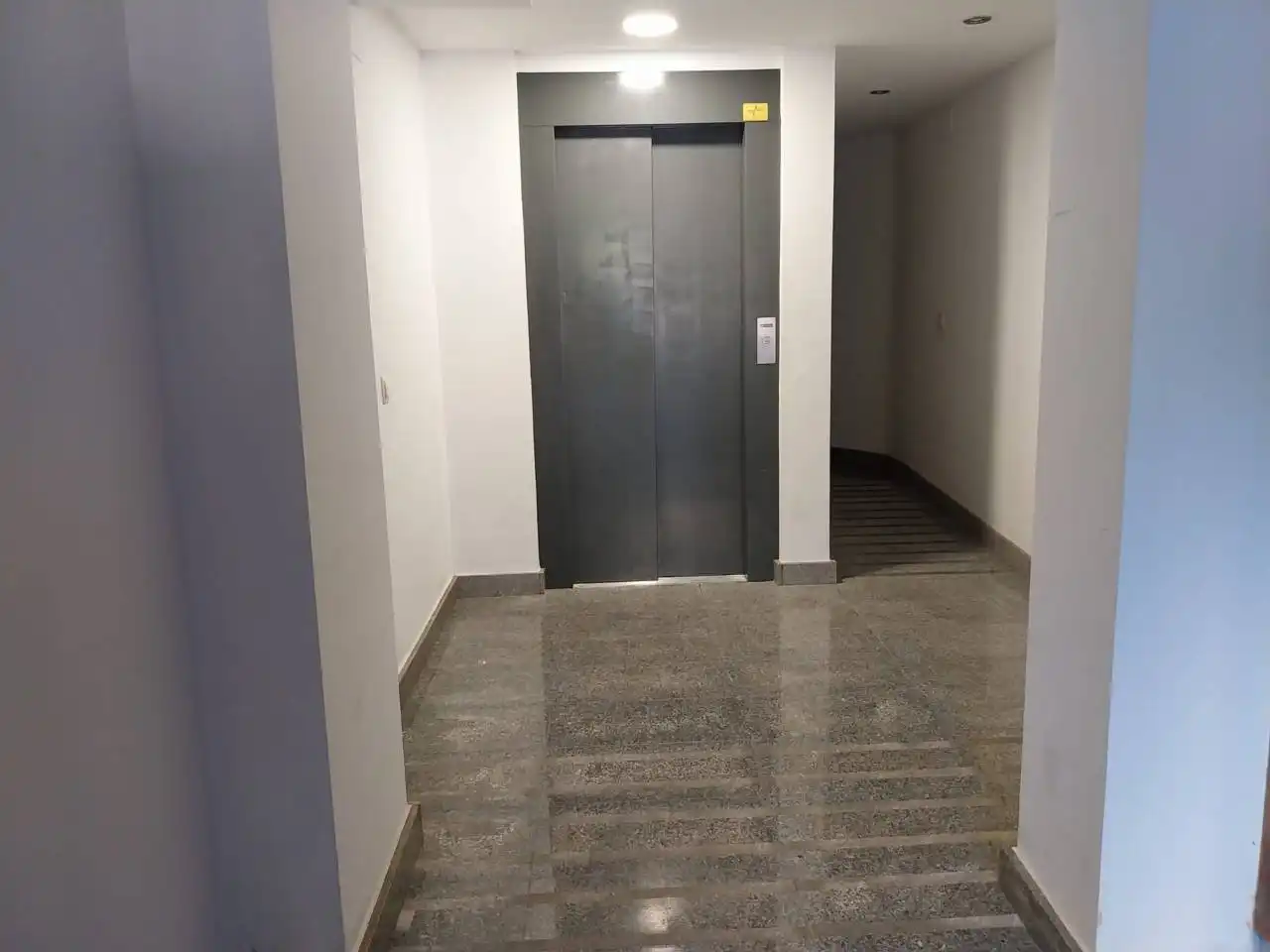 Maisonette zum Verkauf in Rubí mit Klimaanlage, Heizung und Abstellraum