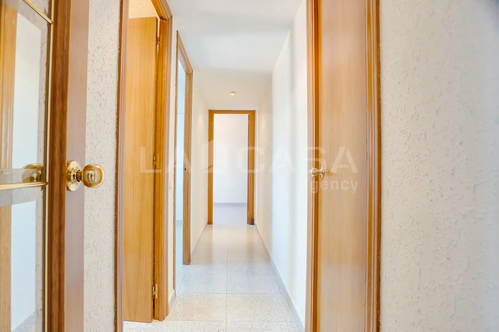 Piso en venta en Barcelona con Calefacción y Balcón