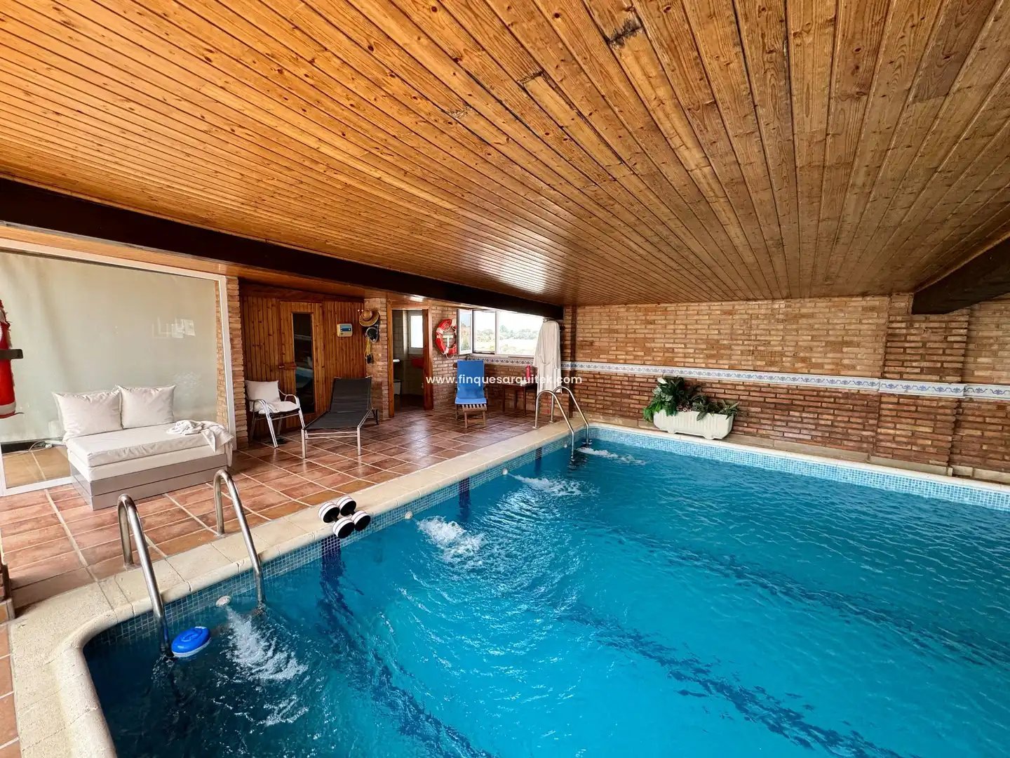 Piscina de Casa o xalet en venda en Binéfar amb Aire condicionat, Calefacció i Jardí privat
