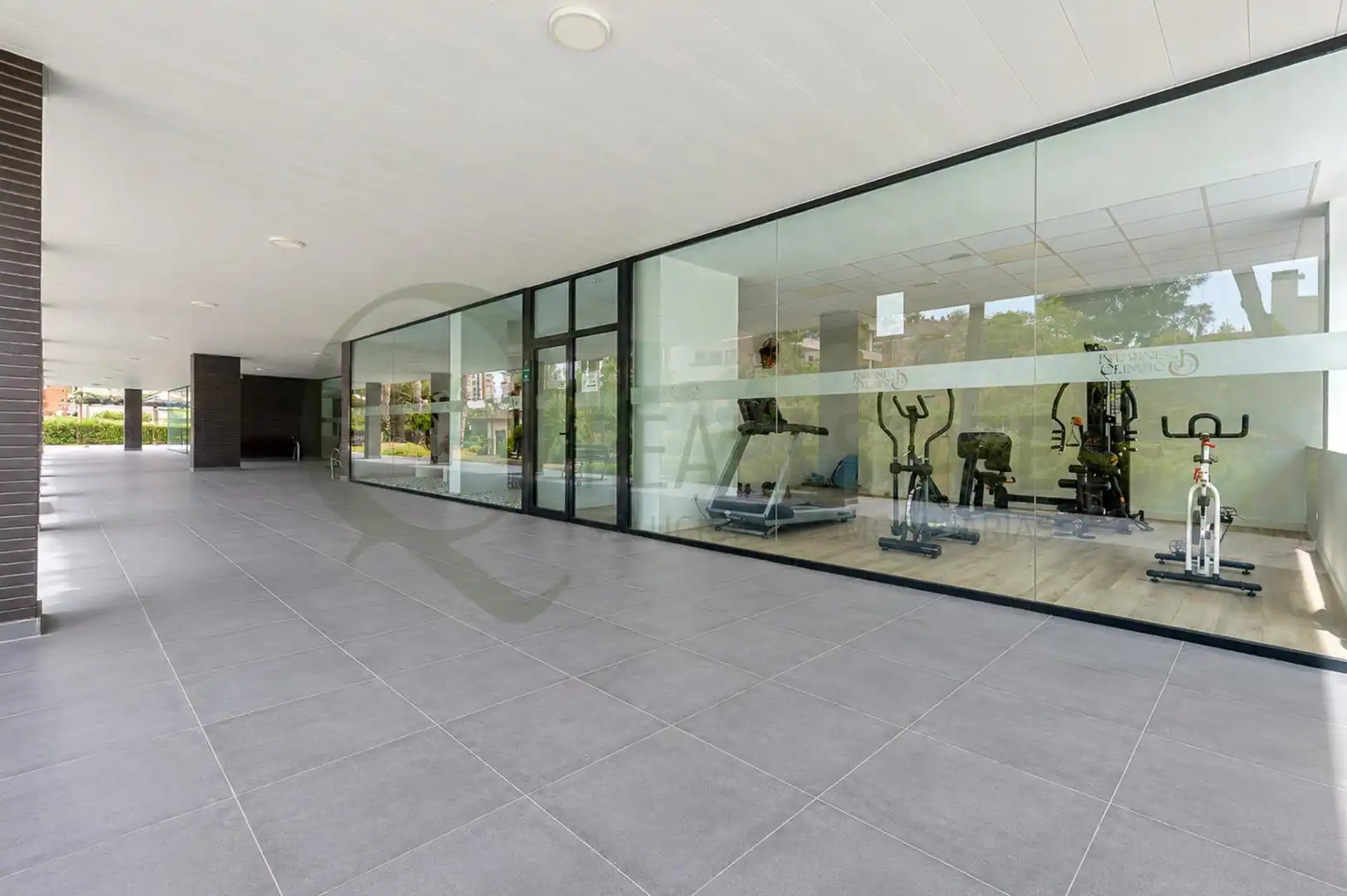 Terraza de Ático en venta en Alicante / Alacant con Aire acondicionado, Calefacción y Jardín privado