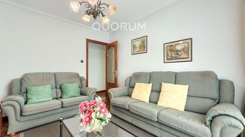 Foto 4 de Piso en venta en Arrigorriaga, Bizkaia
