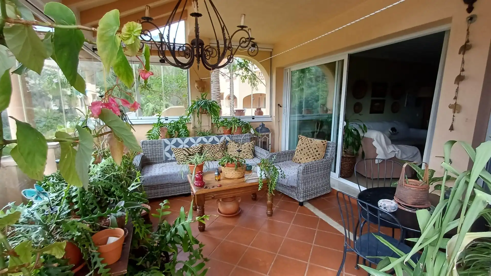 Piso con piscina en venta en Hiedra, imagen 2