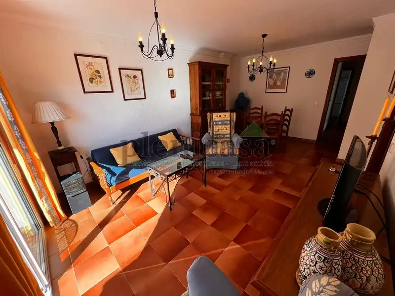 Sala de estar de Piso en venta en Punta Umbría con Terraza, Trastero y Amueblado