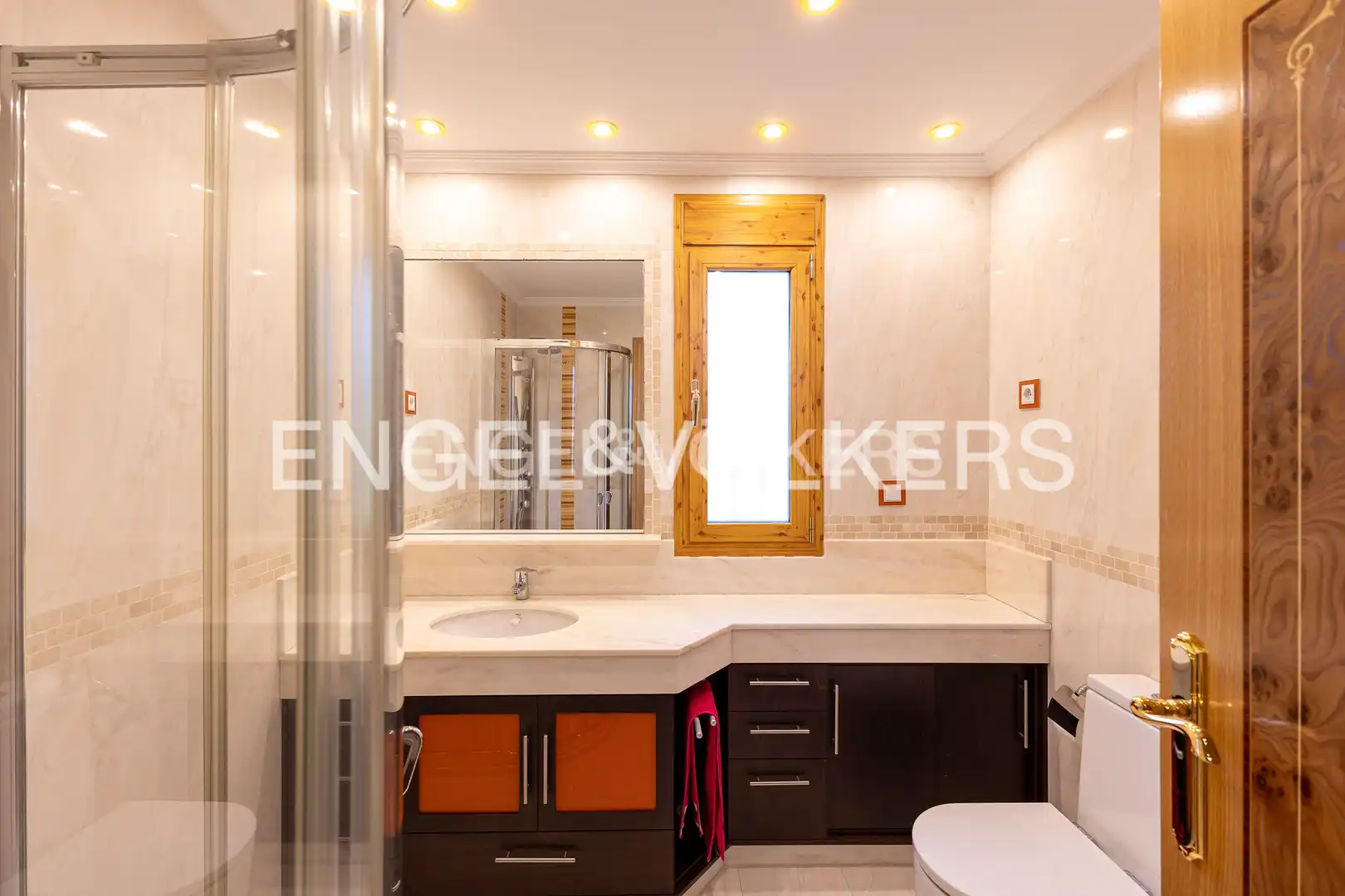 Baño de Finca rústica en venta en Villaviciosa de Odón con Aire acondicionado, Calefacción y Jardín privado