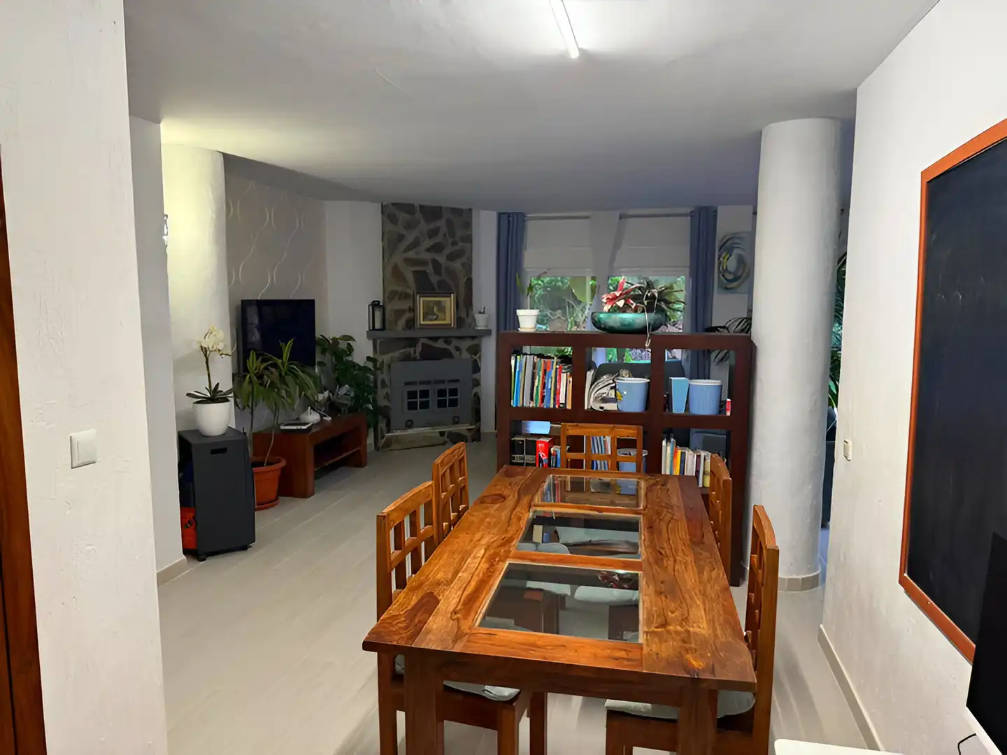 Apartamento con piscina en venta en Calahonda, imagen 15