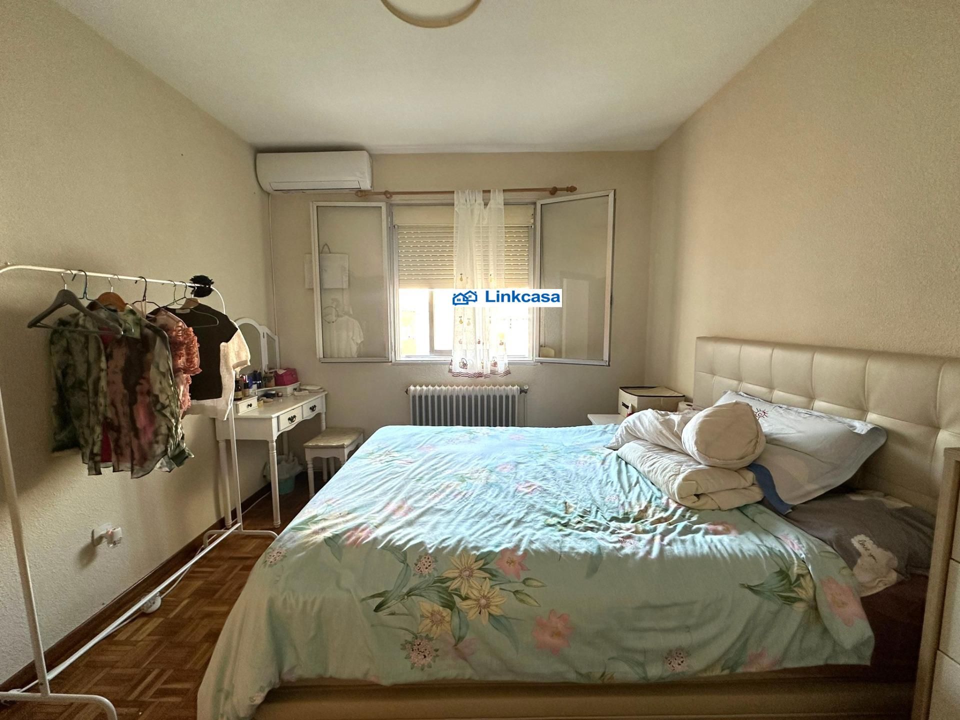 Dormitori de Dúplex en venda en  Madrid Capital amb Aire condicionat, Calefacció i Terrassa