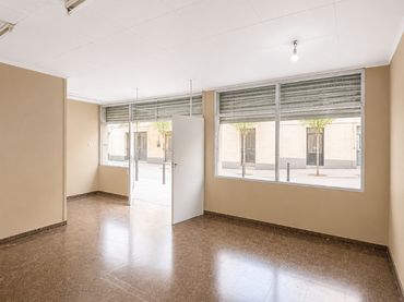 Local comercial en venta en Carrer d'Almeria