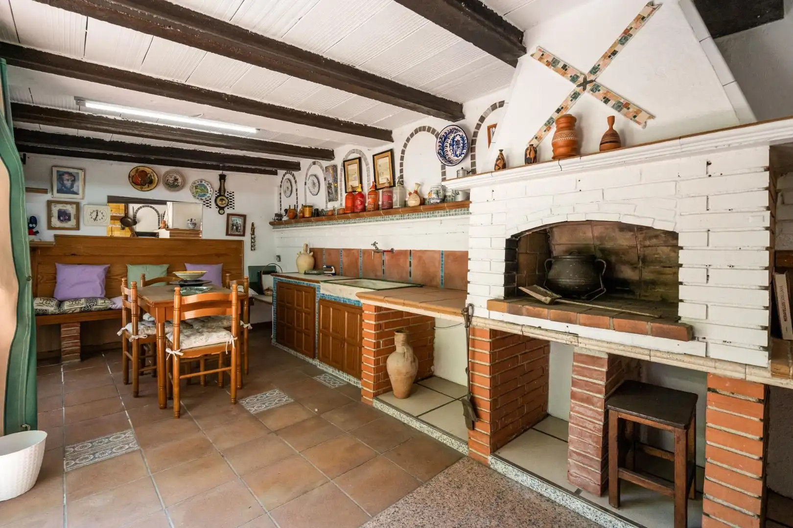 Cocina de Casa adosada en venta en Mollet del Vallès con Aire acondicionado, Calefacción y Jardín privado
