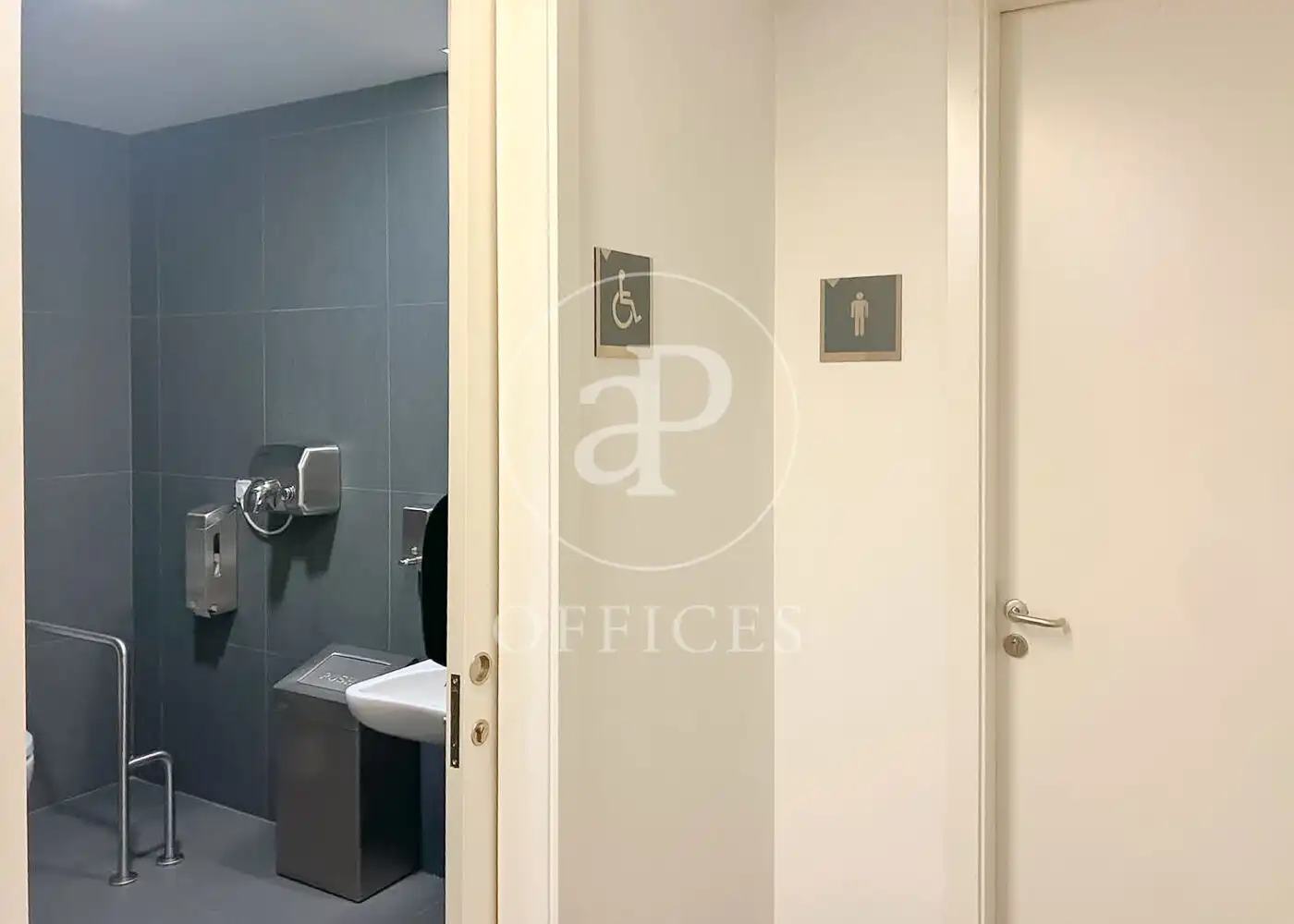 Office for rent in Madrid  with Air Conditioner and Heating