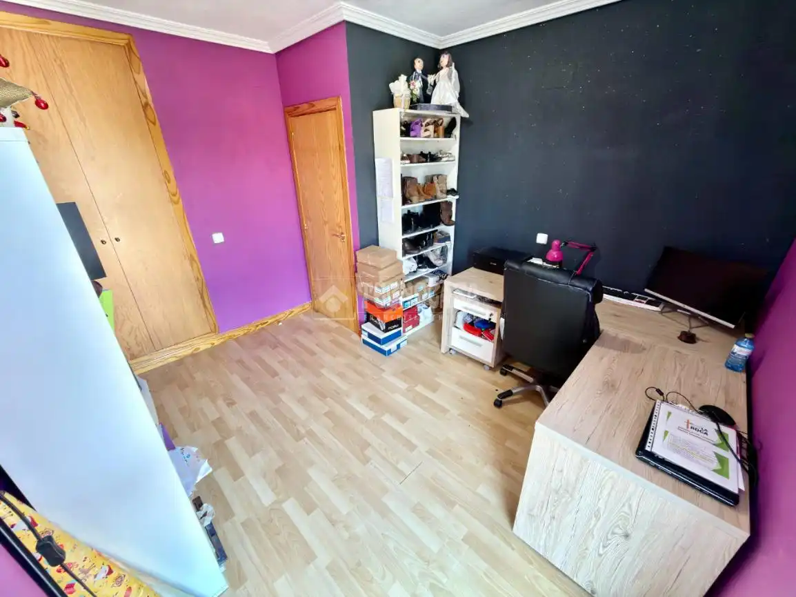 Casa adosada en venta en Valdeaveruelo con Aire acondicionado, Calefacción y Terraza