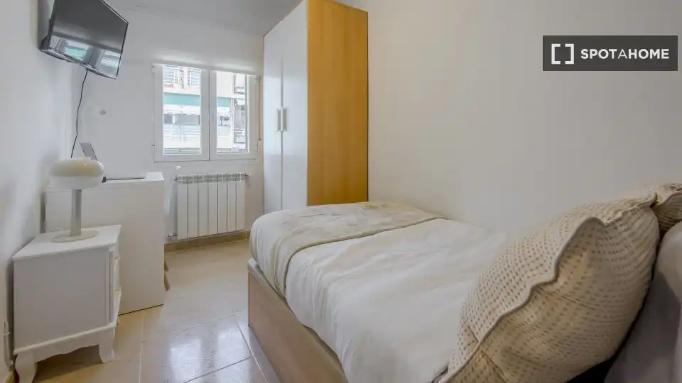 Room in Lucero