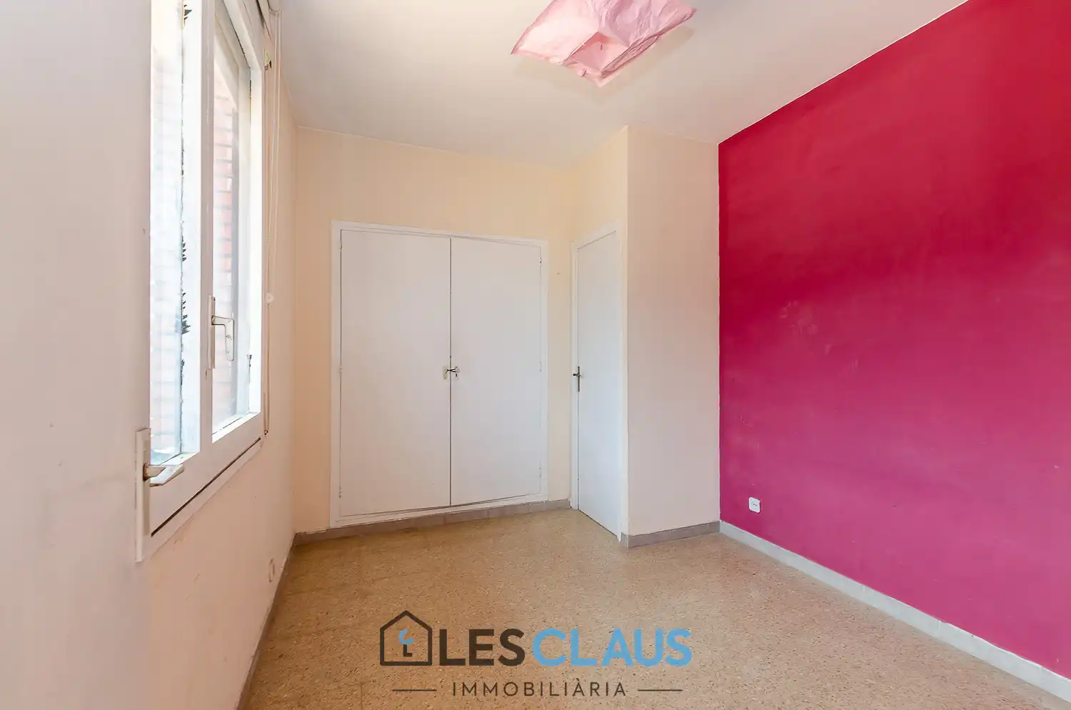 Schlafzimmer von Dachboden zum Verkauf in Barcelona mit Terrasse