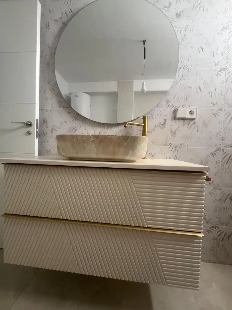 Bathroom of Flat for sale in Aldaia  with Balcony