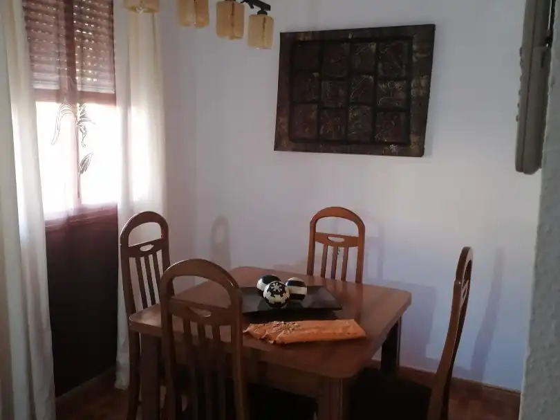Comedor de Piso en venta en Guillena con Aire acondicionado, Terraza y Horno