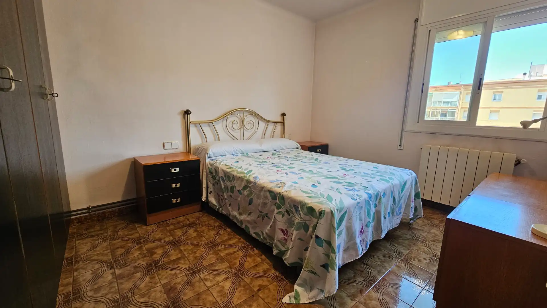 Schlafzimmer von Wohnung zum Verkauf in Sabadell mit Klimaanlage, Heizung und Balkon
