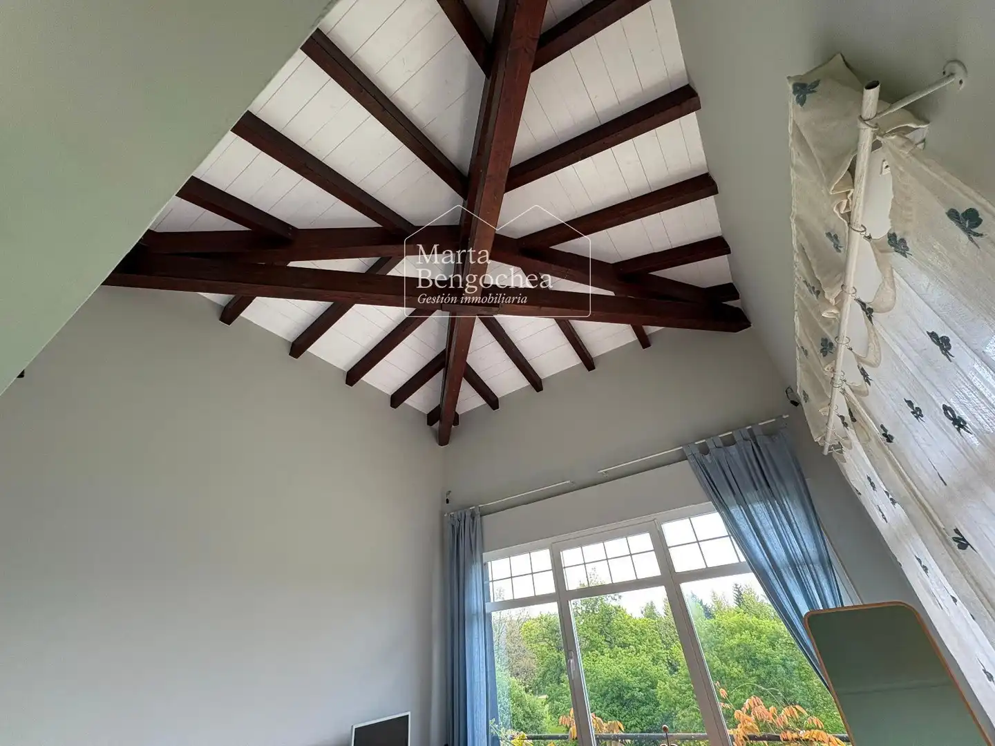 Habitación de Casa o chalet en venta en Legutio con Calefacción, Jardín privado y Terraza