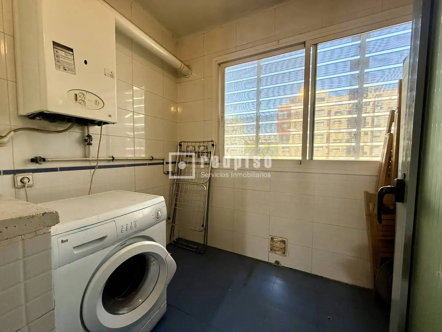 Bedroom of Flat for sale in Madrid  with Heating, Private garden and Parquet flooring