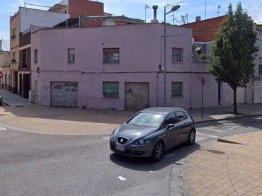 Misto residenziale in vendita a Carrer de Sant Tomàs